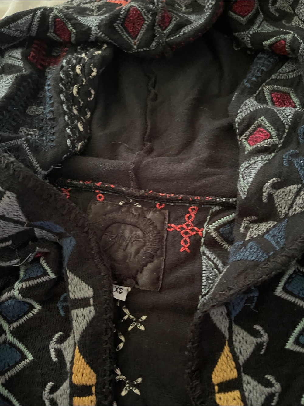 Crochet cardigan hooded sweater Women’s XS black 19 x 39.5 approximately - Picture 2 of 6